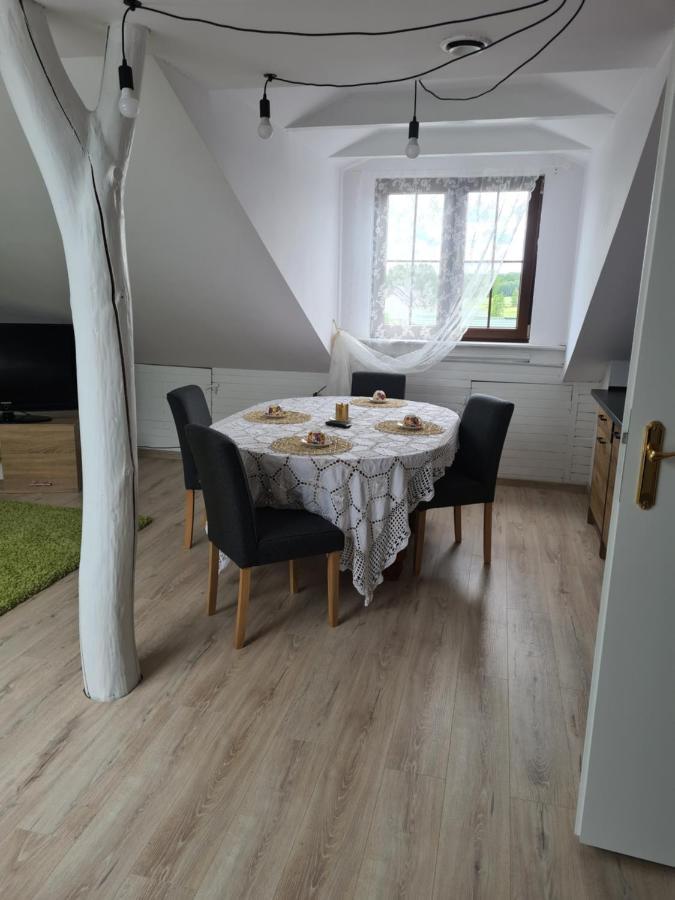 Dworek Sw.Antoniego Slawutowo Exteriér fotografie